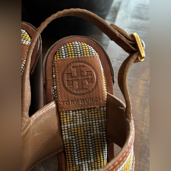 EUC Tory Burch Florian Aztec leather Sandal size 7 - Picture 7 of 14